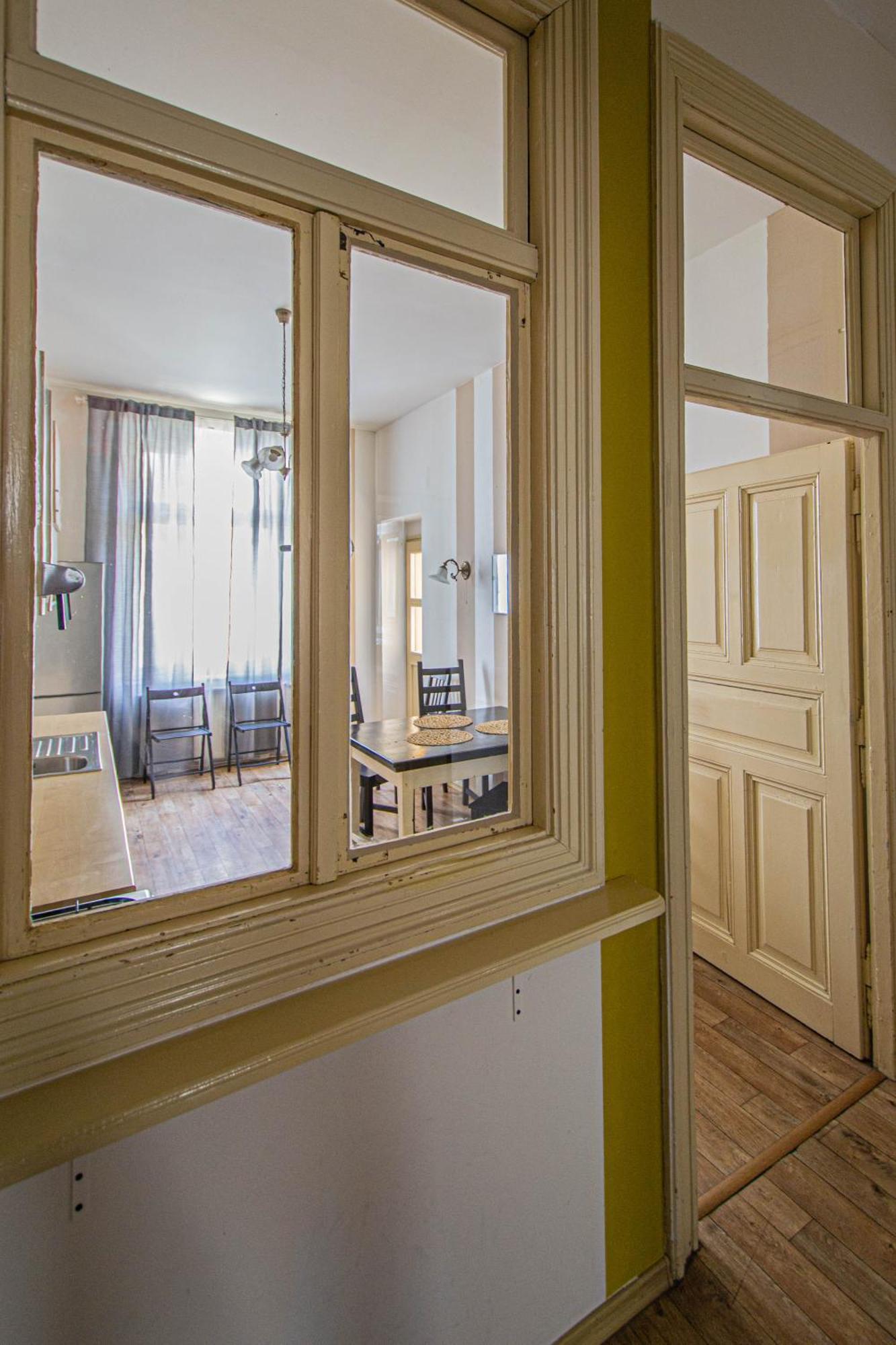 For Celebrations Spacious 3Bdr Apartment With Balcony ปราก ภายนอก รูปภาพ